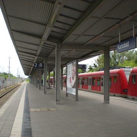 Hotel Mueller Residenz Zur S-Bahn Karlsfeld Esterno foto