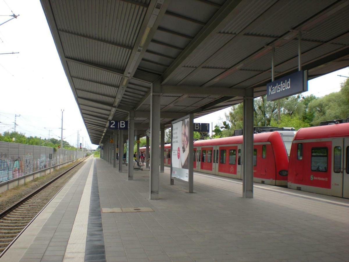 Hotel Mueller Residenz Zur S-Bahn Karlsfeld Esterno foto