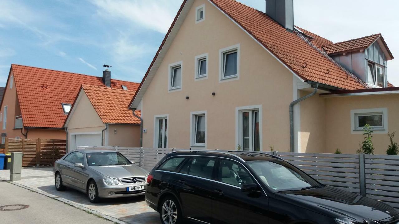 Hotel Mueller Residenz Zur S-Bahn Karlsfeld Esterno foto